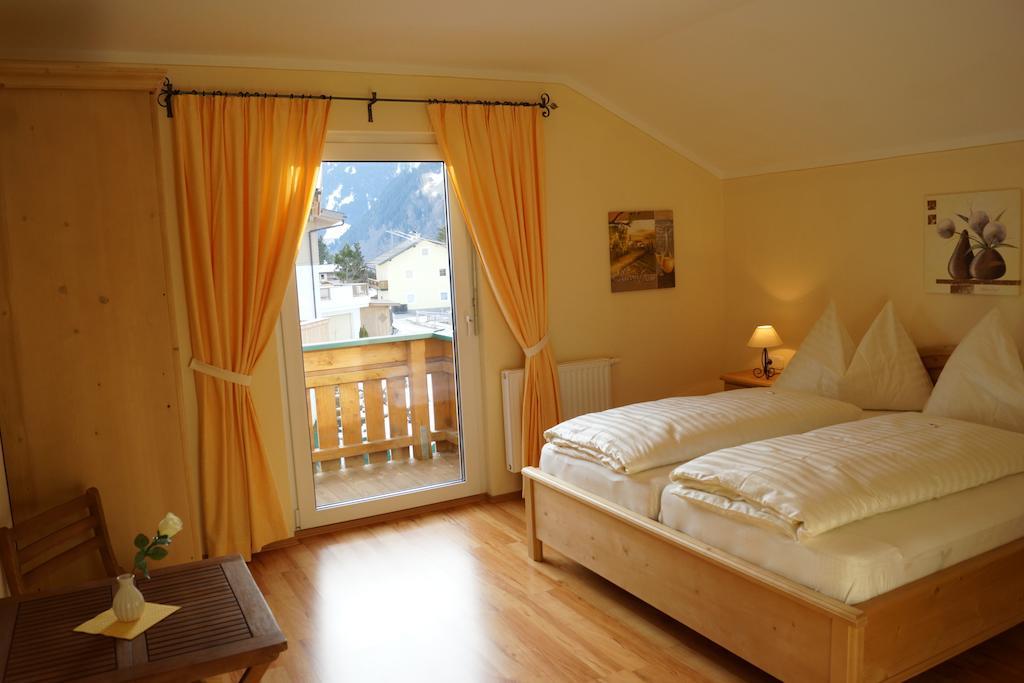 Chalet Olympia Villa Neustift im Stubaital Room photo